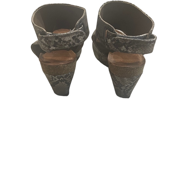 Cork’s Calypso Snake Print Wedge Sandals - Picture 5 of 7